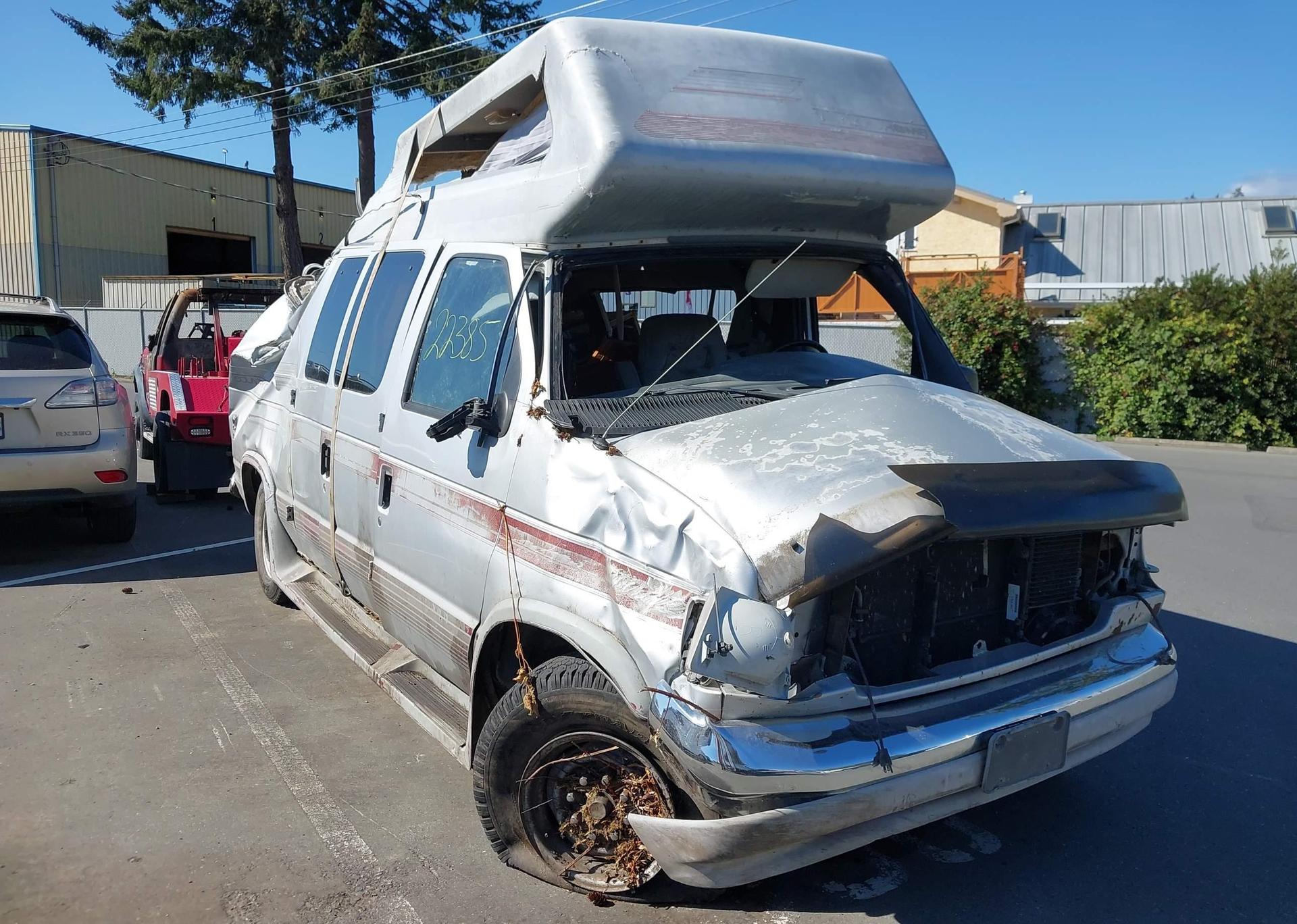1996 FORD ECONOLINE E250 VAN