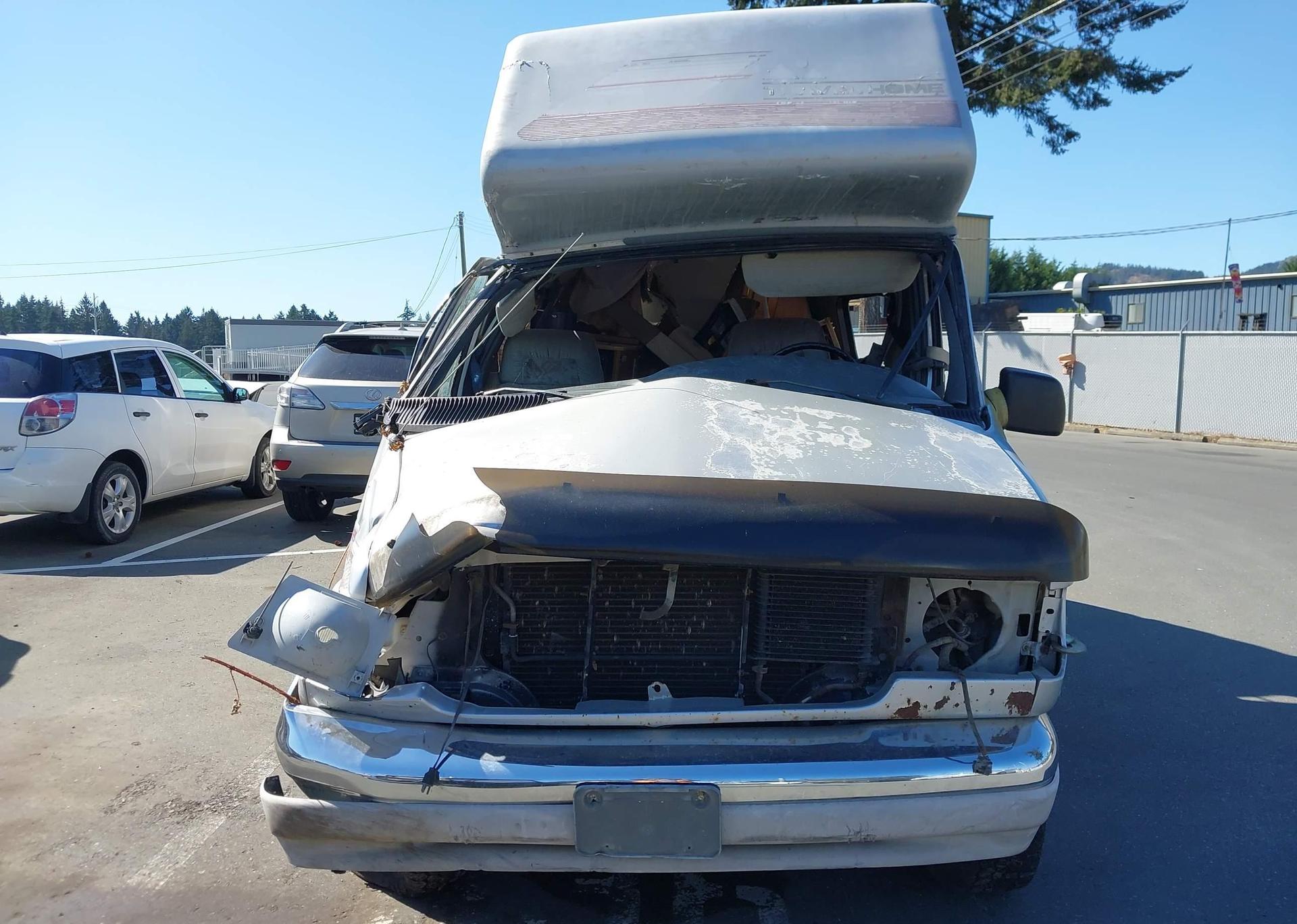1996 FORD ECONOLINE E250 VAN