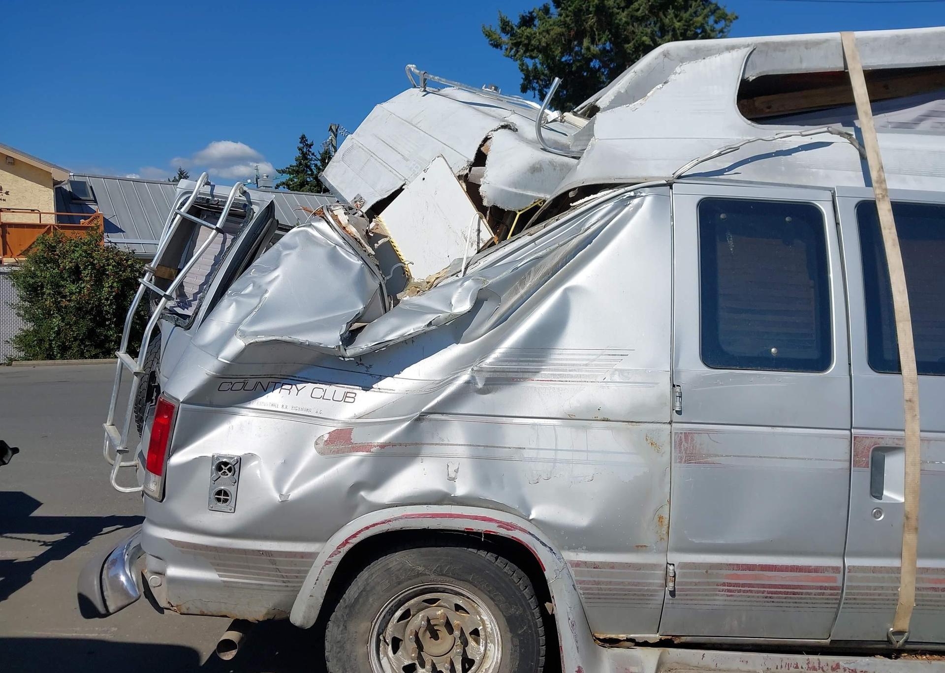 1996 FORD ECONOLINE E250 VAN
