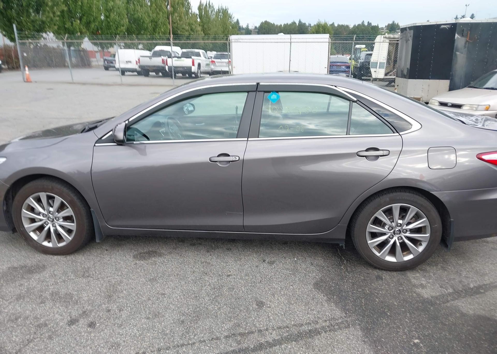2015 TOYOTA CAMRY