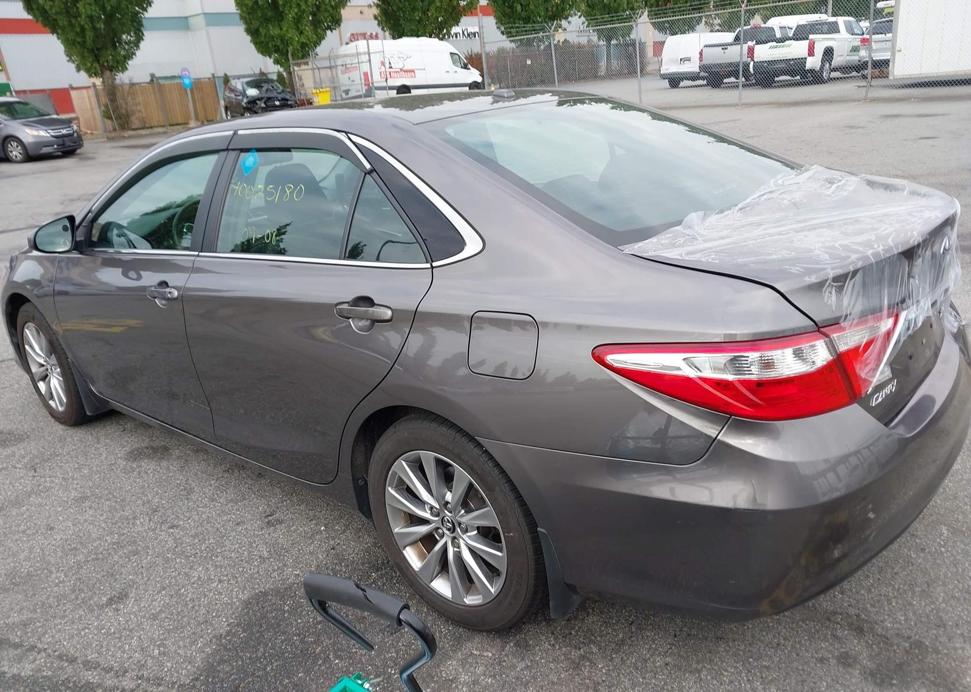 2015 TOYOTA CAMRY