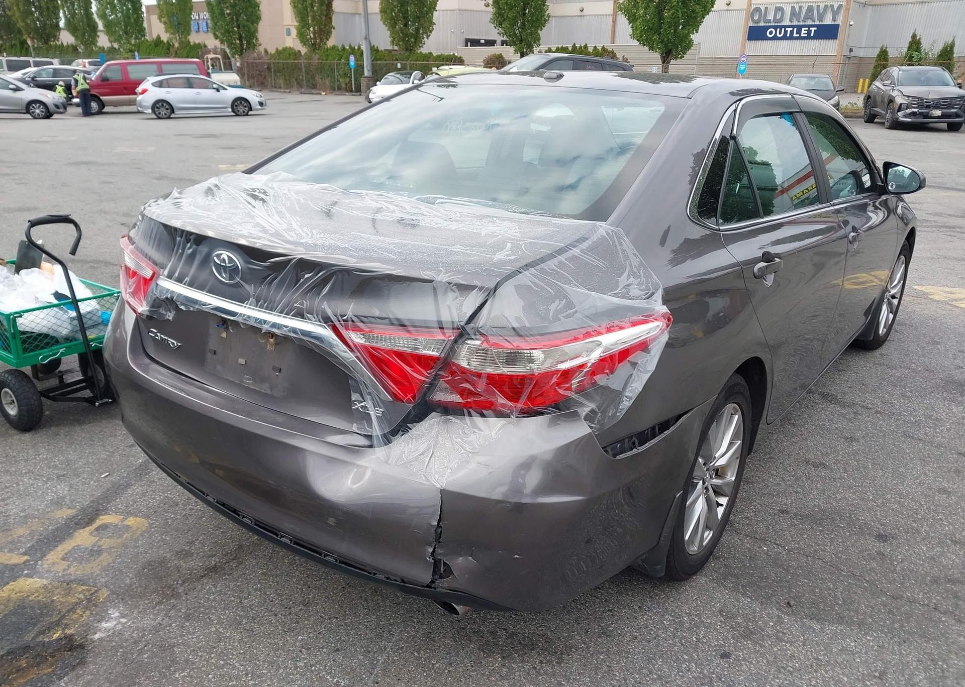 2015 TOYOTA CAMRY
