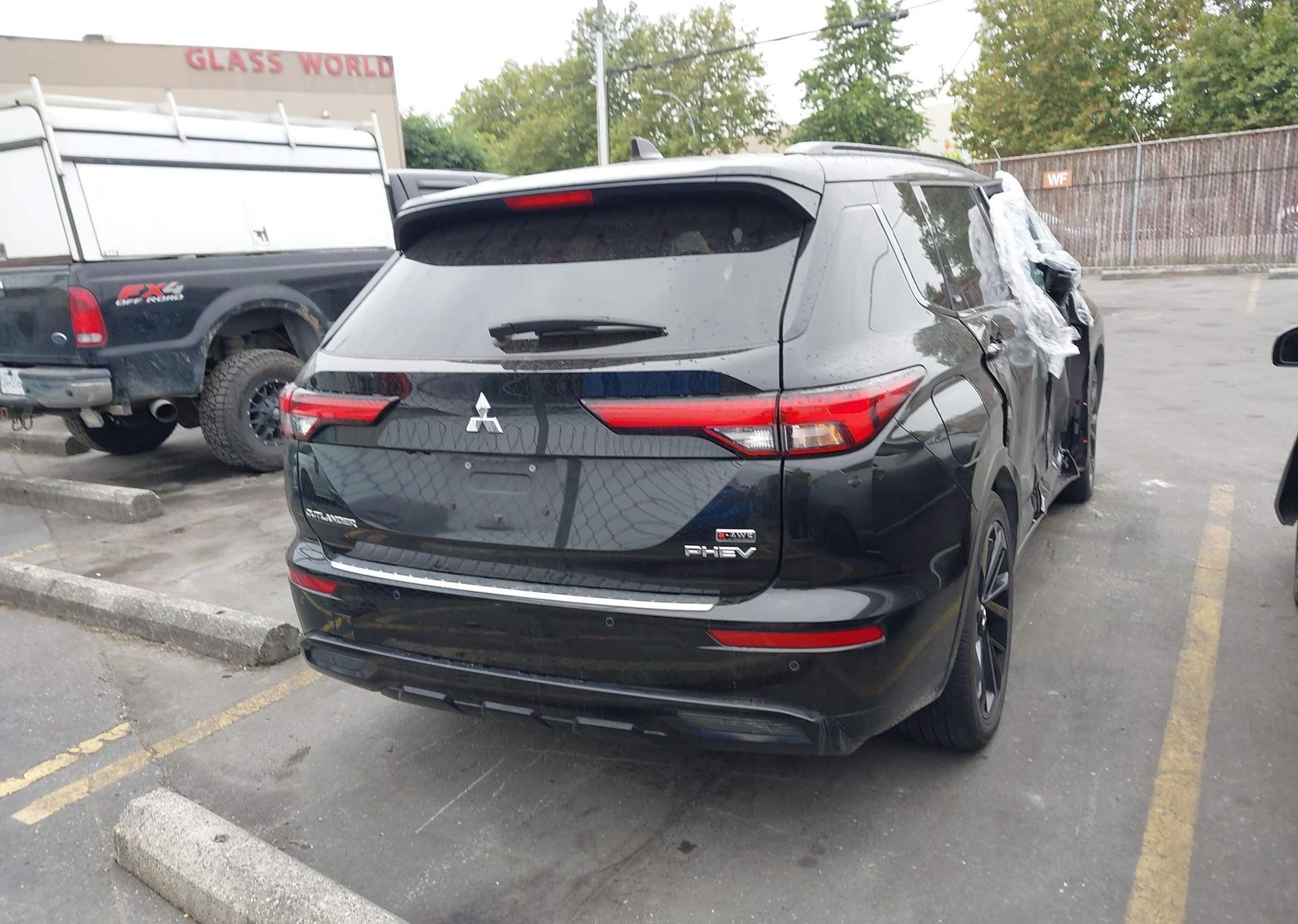 2024 MITSUBISHI OUTLANDER SEL