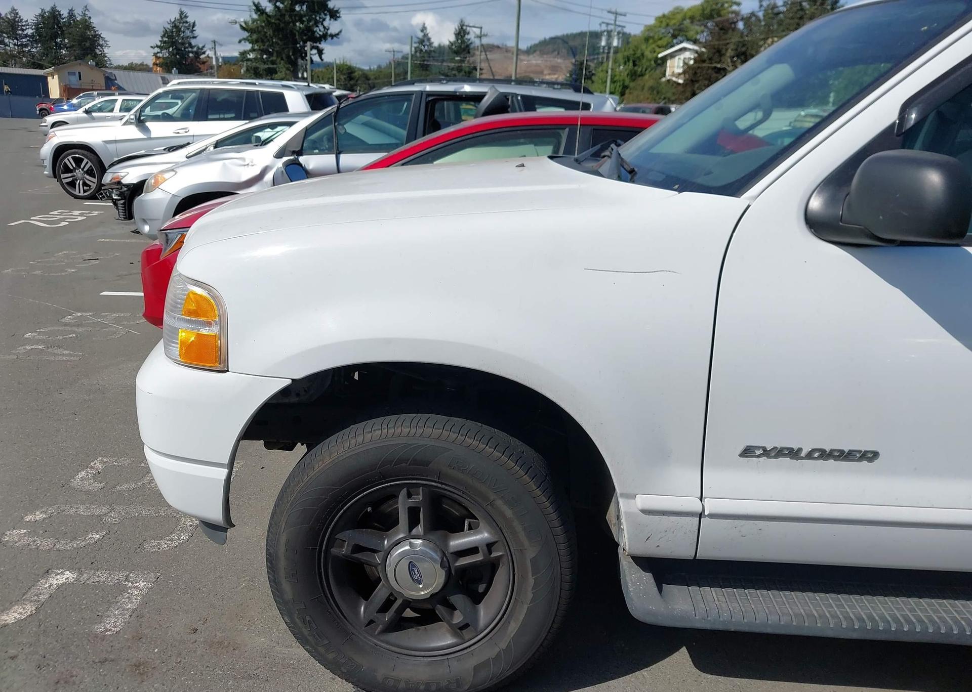 2005 FORD EXPLORER XLT