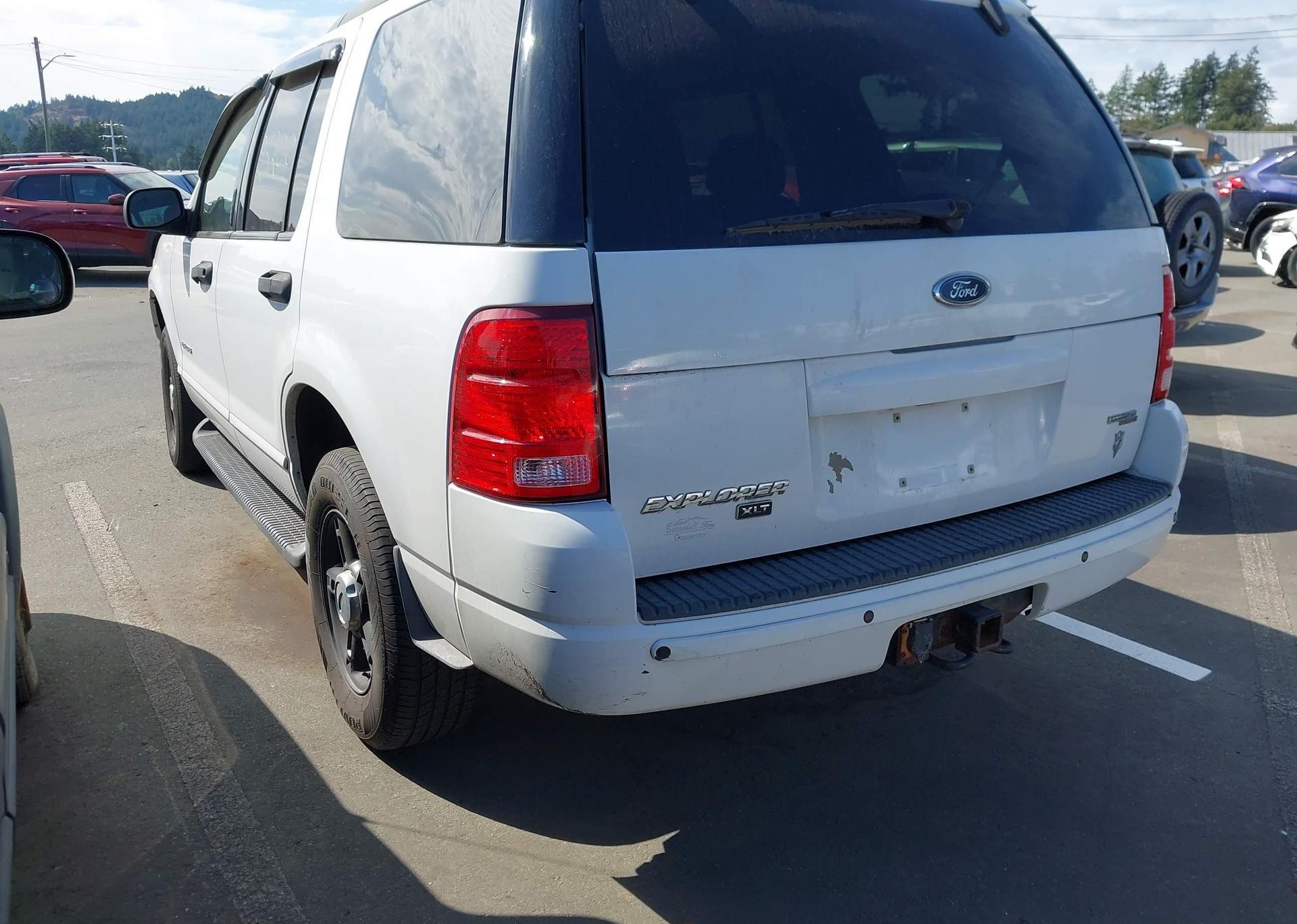 2005 FORD EXPLORER XLT
