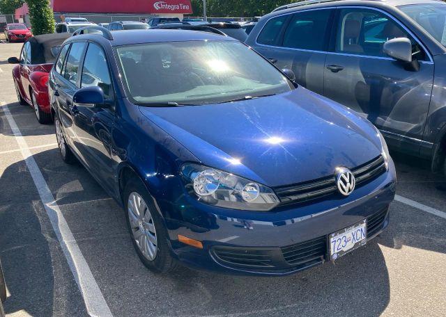 2011 VOLKSWAGEN GOLF