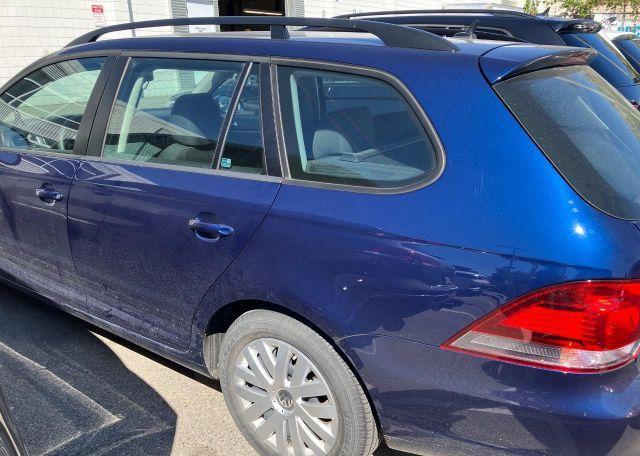 2011 VOLKSWAGEN GOLF