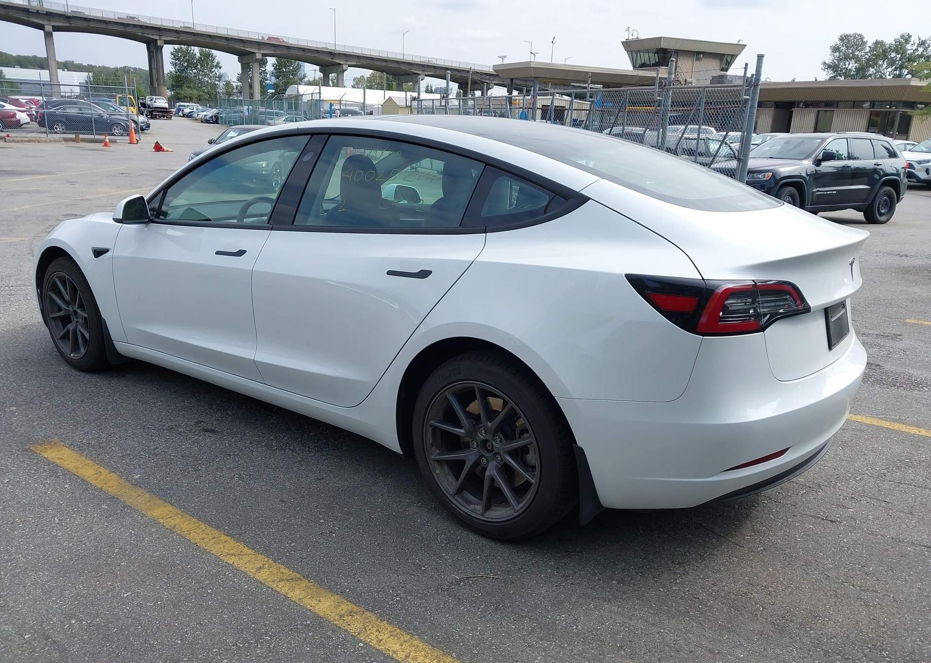 2023 TESLA MODEL 3