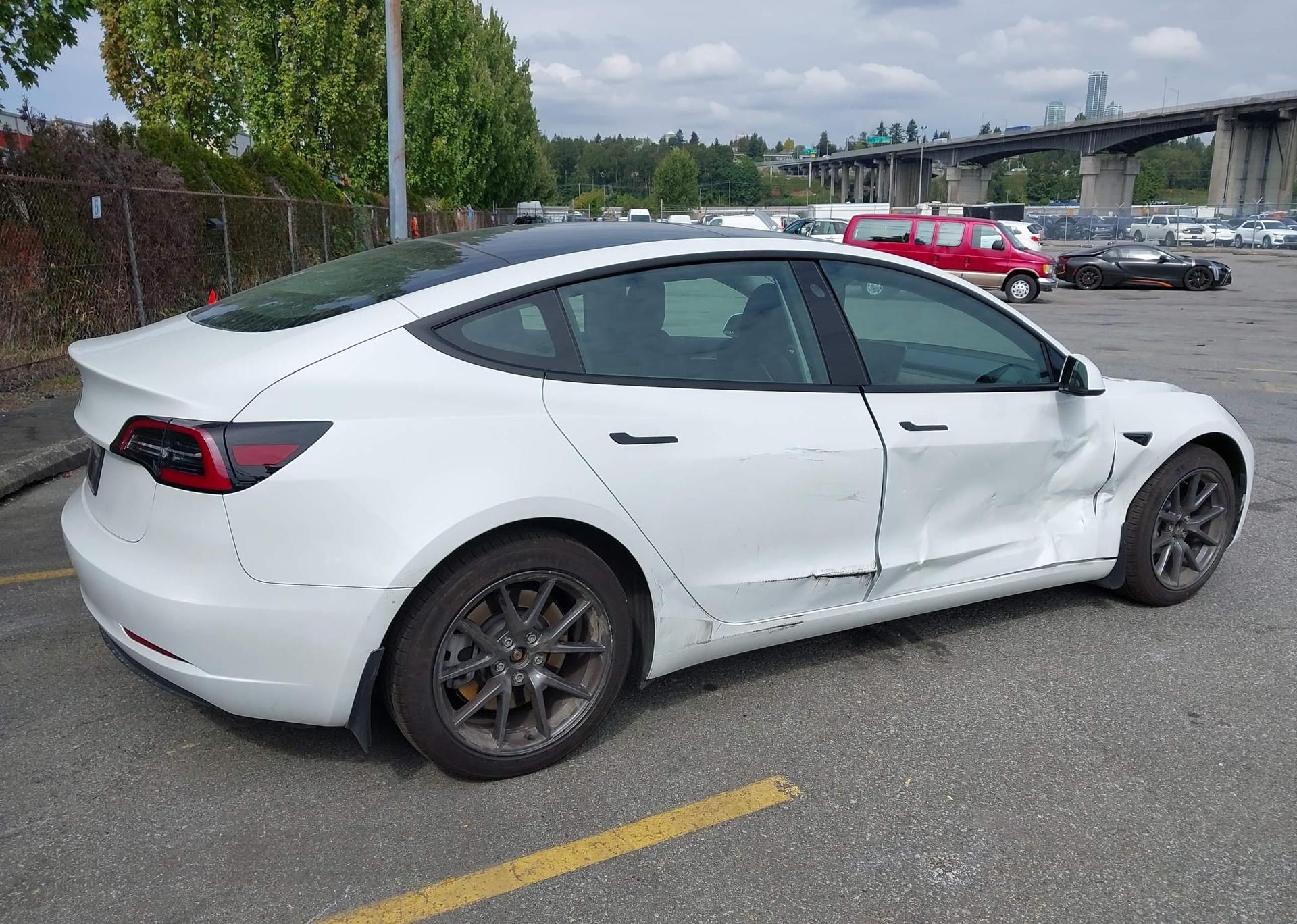 2023 TESLA MODEL 3