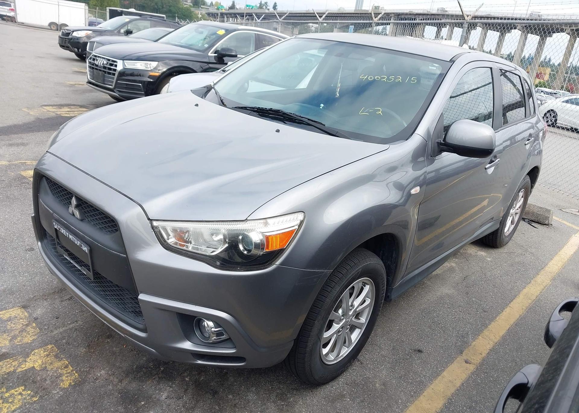 2011 MITSUBISHI RVR