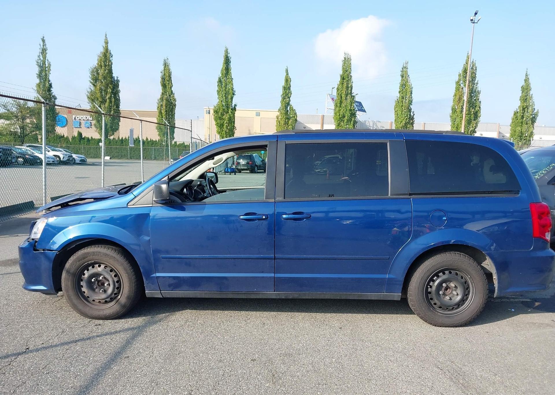 2011 DODGE GRAND CARAVAN EXPRESS