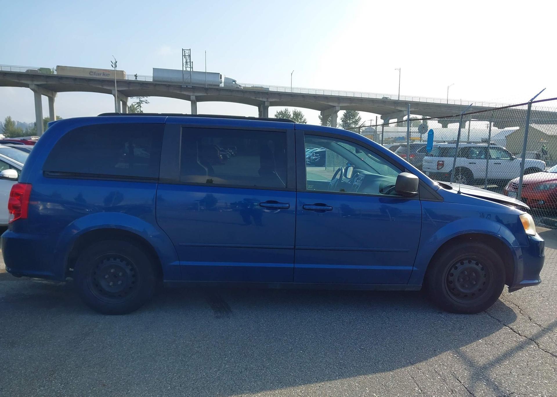 2011 DODGE GRAND CARAVAN EXPRESS