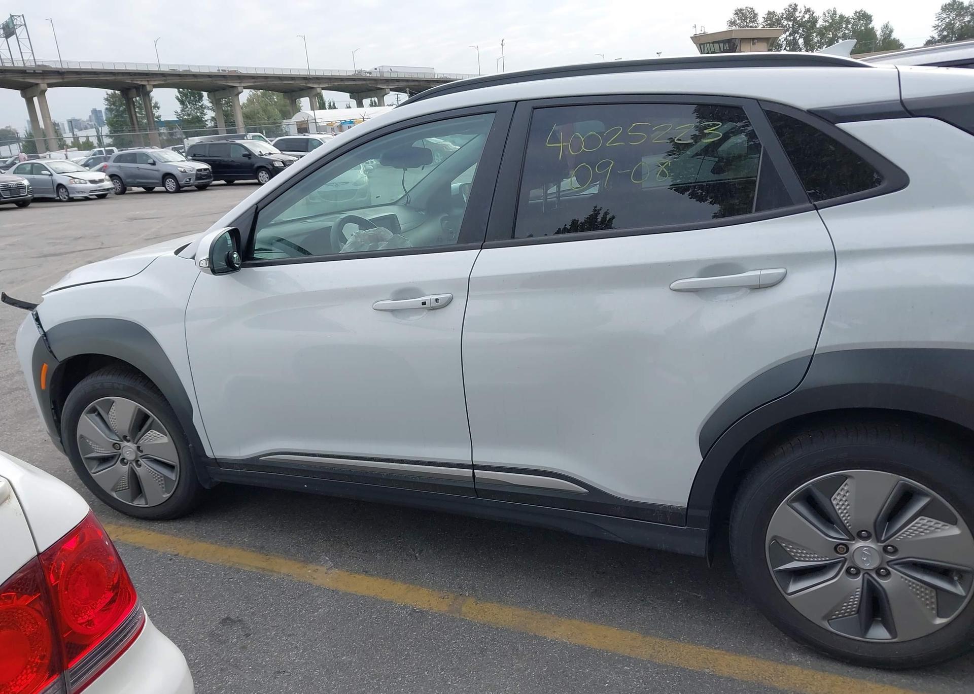 2021 HYUNDAI KONA