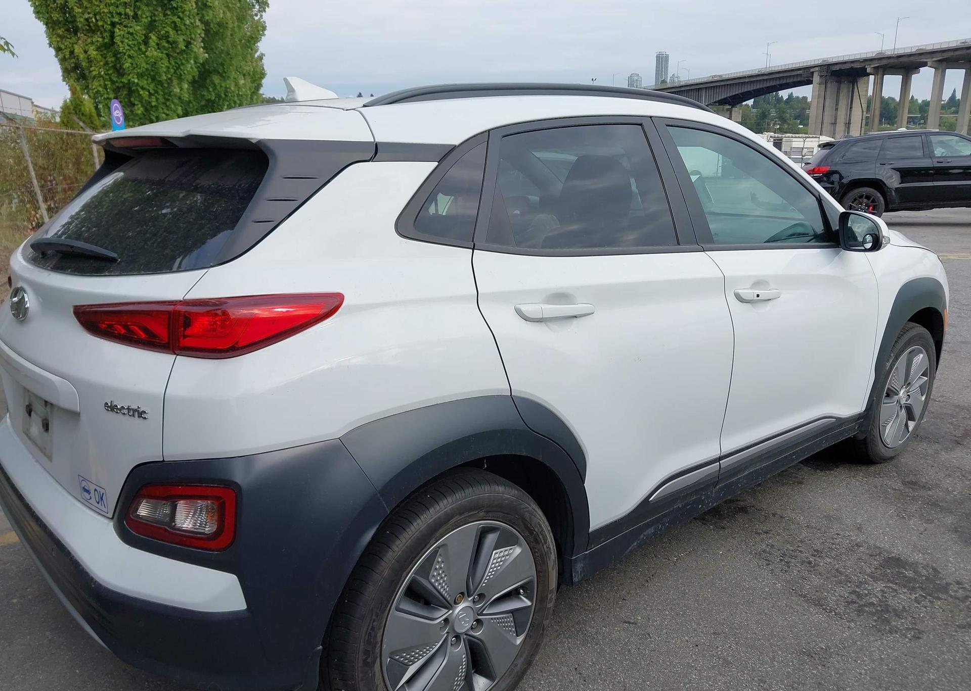2021 HYUNDAI KONA