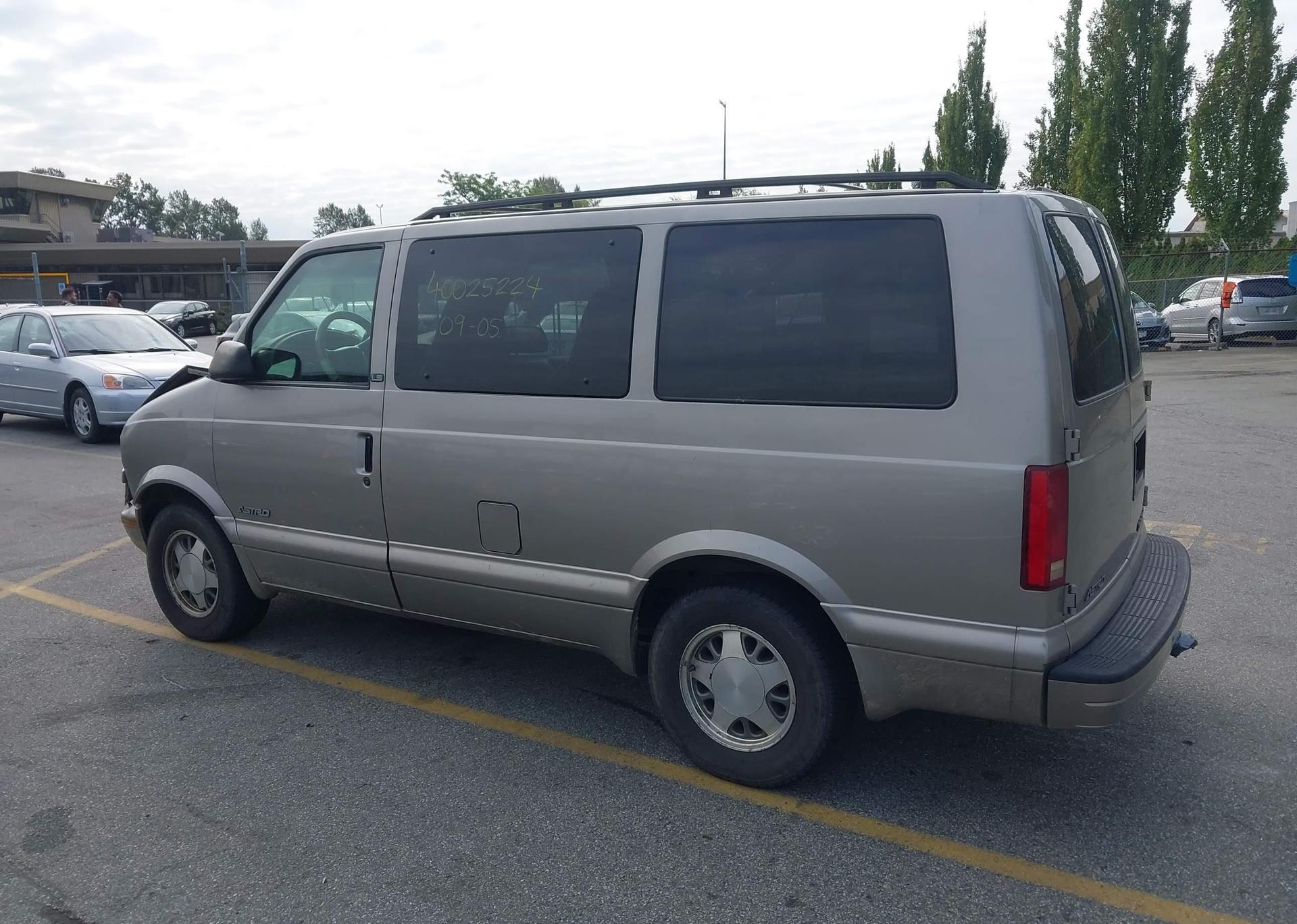 2002 CHEVROLET ASTRO