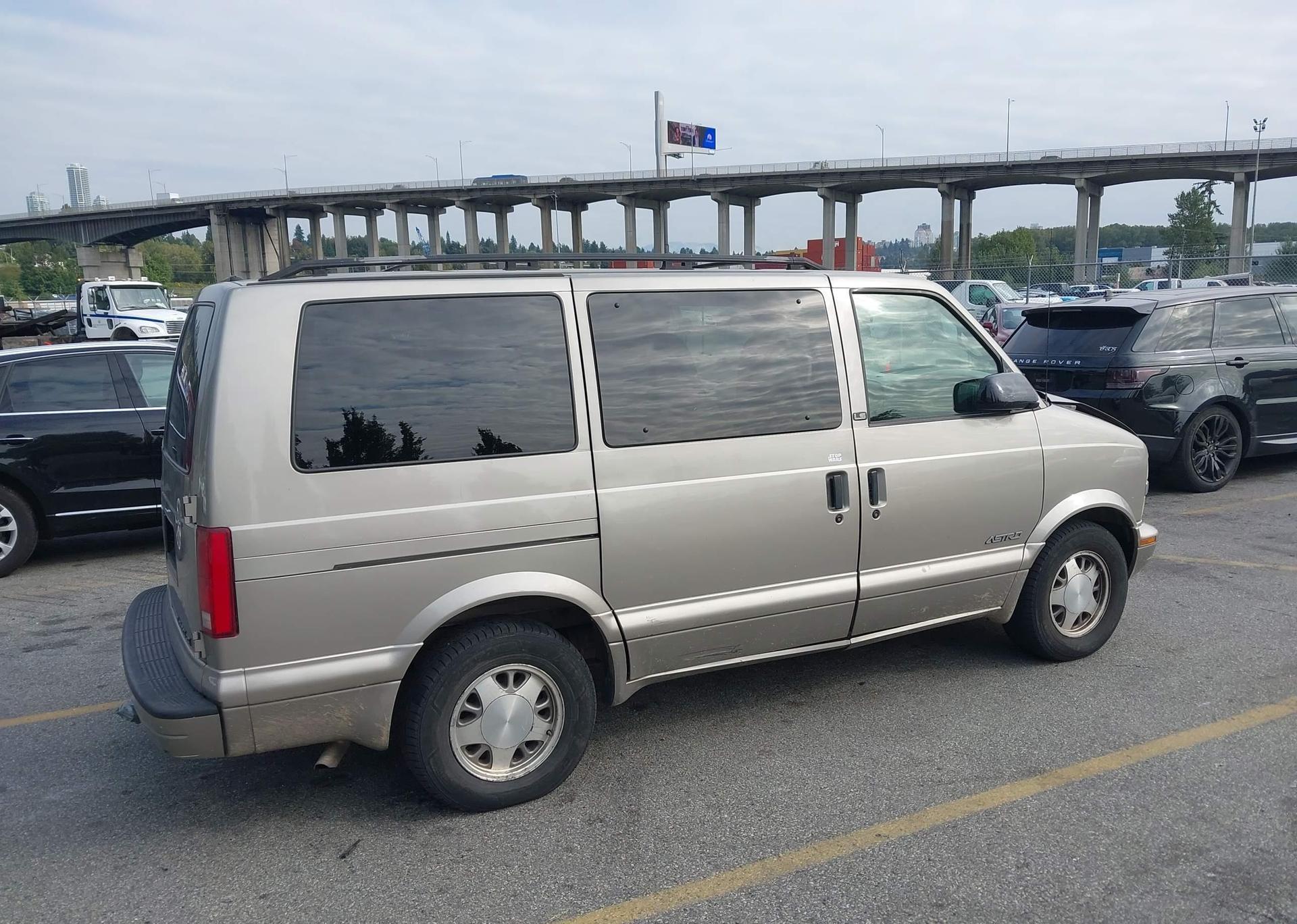 2002 CHEVROLET ASTRO