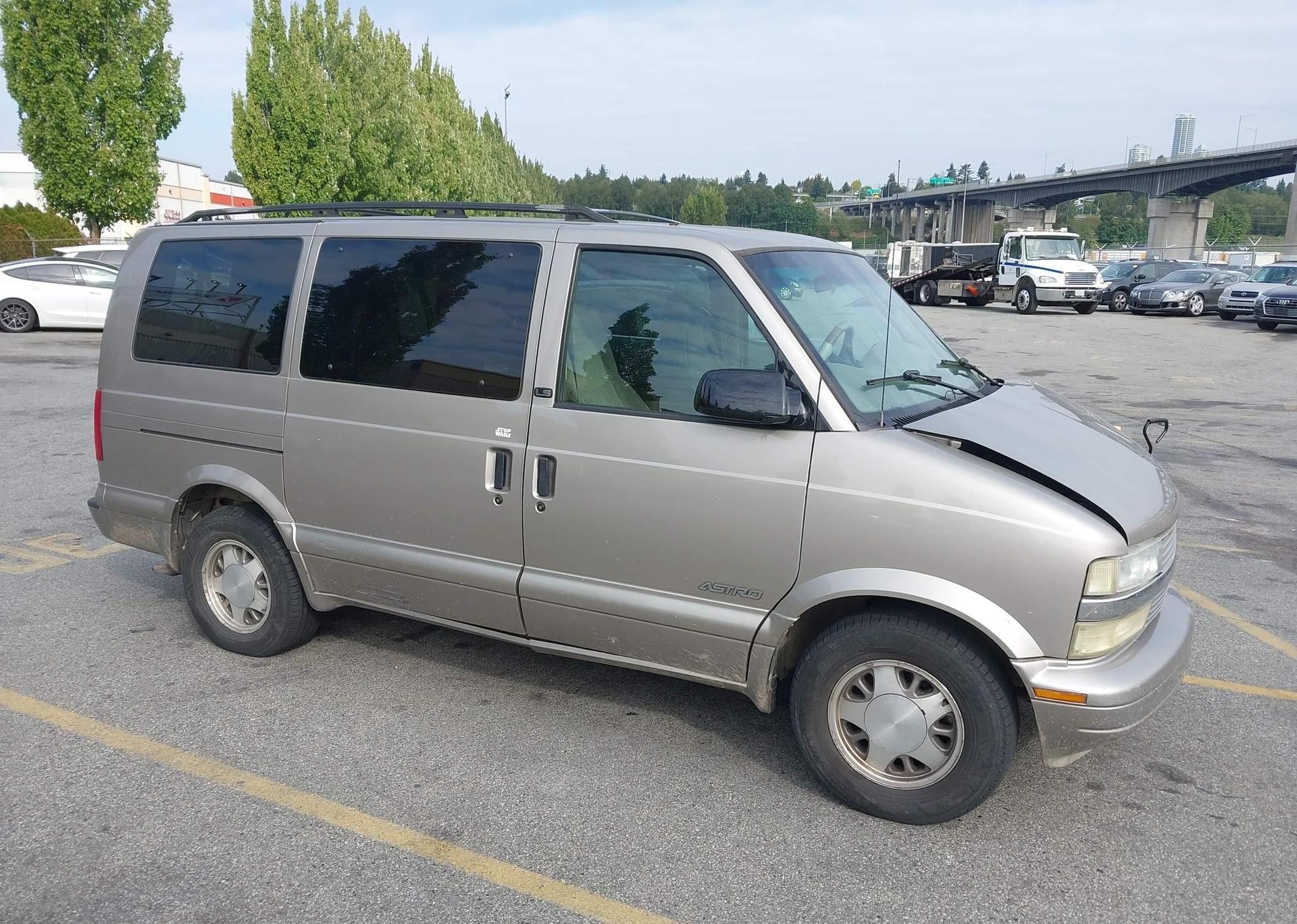 2002 CHEVROLET ASTRO