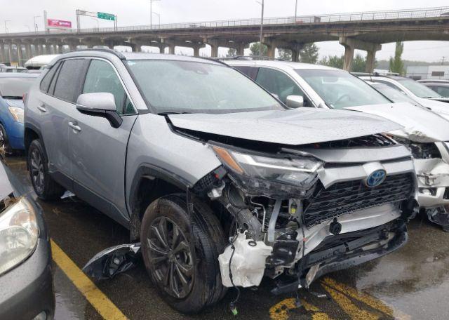2023 TOYOTA RAV4 XLE