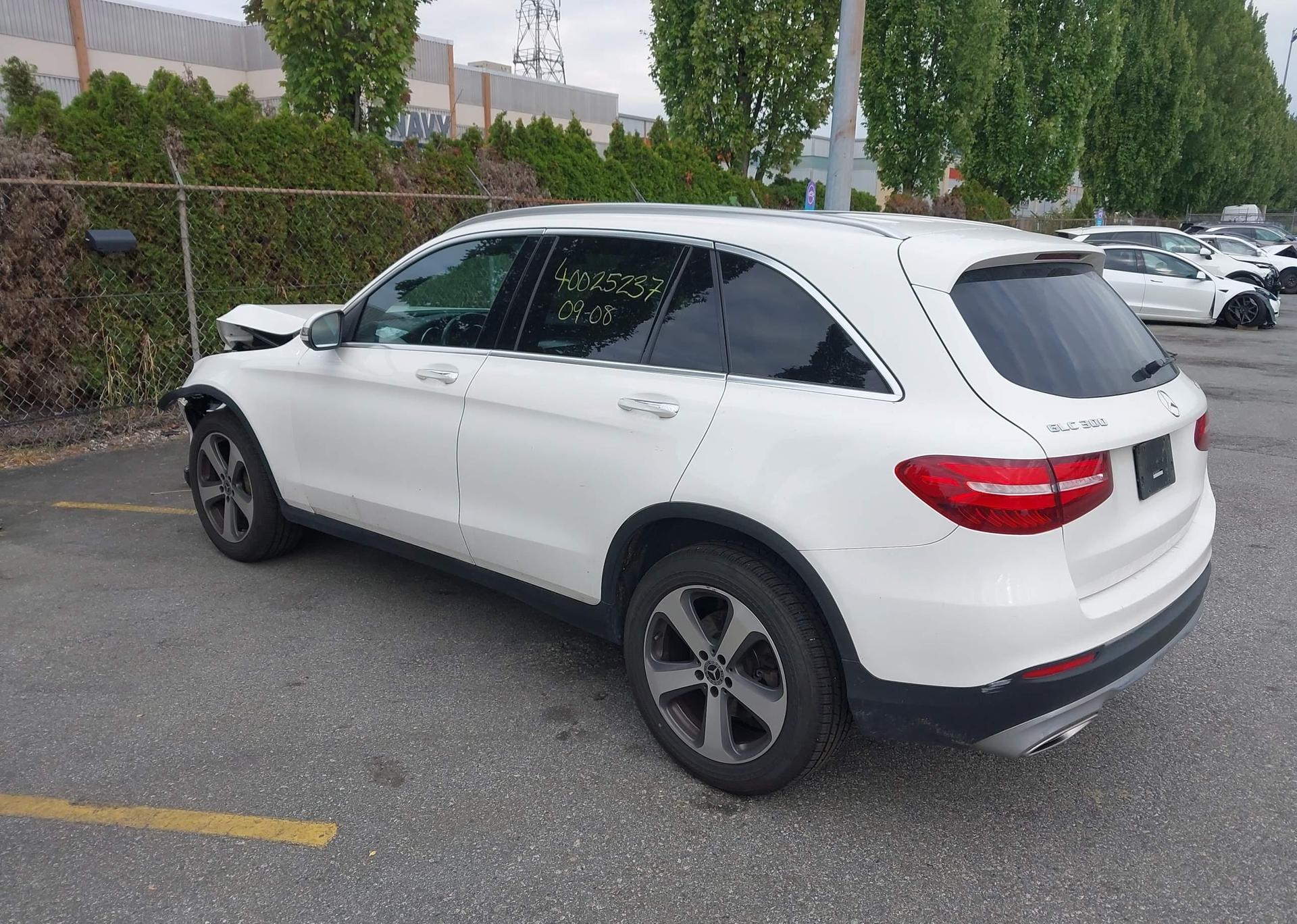 2018 MERCEDES-BENZ GLC 300 4MATIC