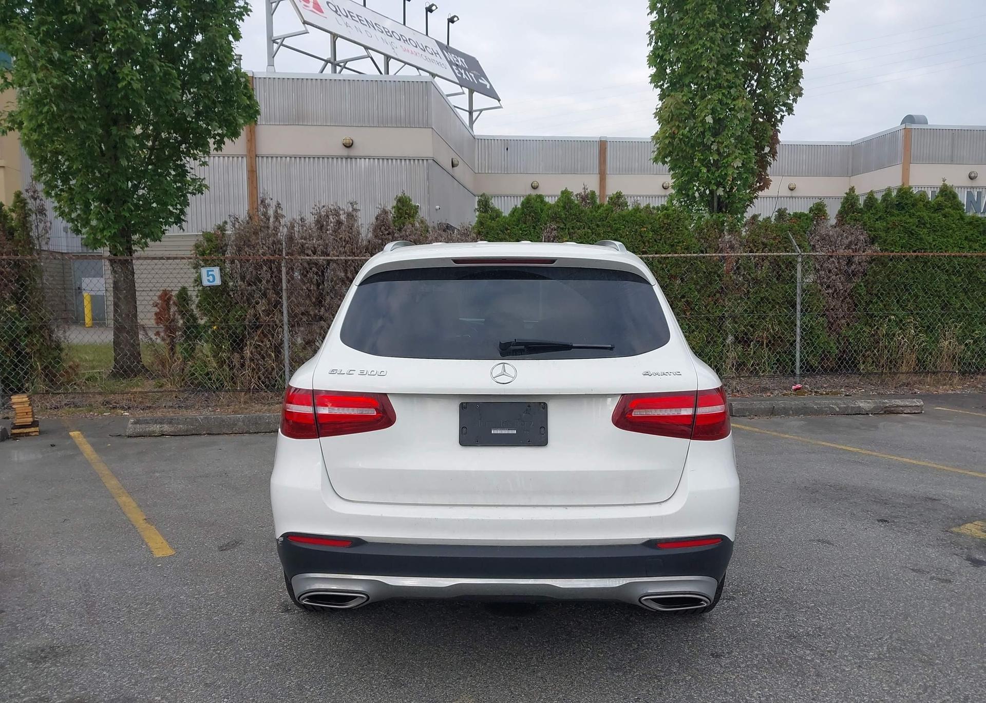 2018 MERCEDES-BENZ GLC 300 4MATIC