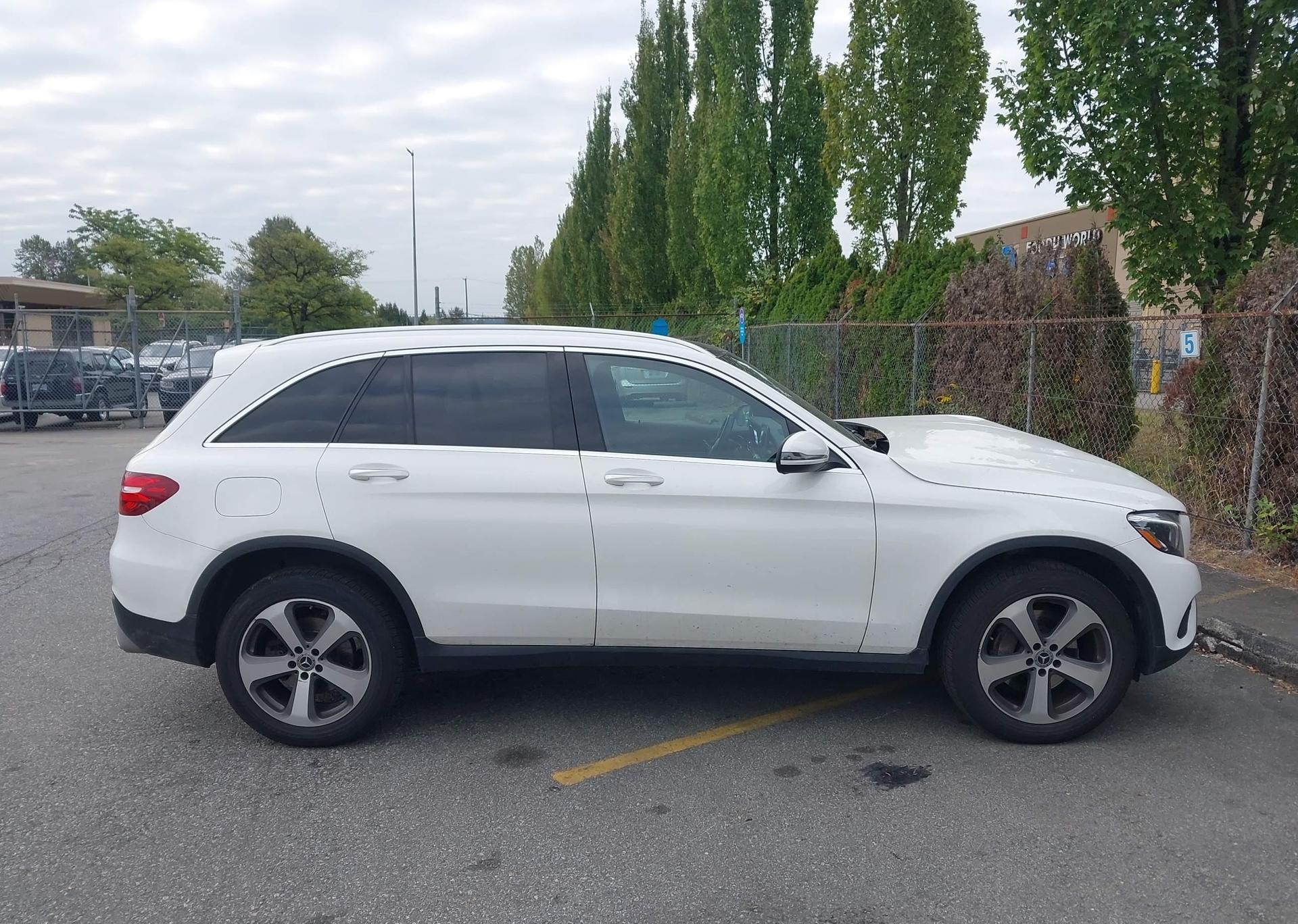2018 MERCEDES-BENZ GLC 300 4MATIC