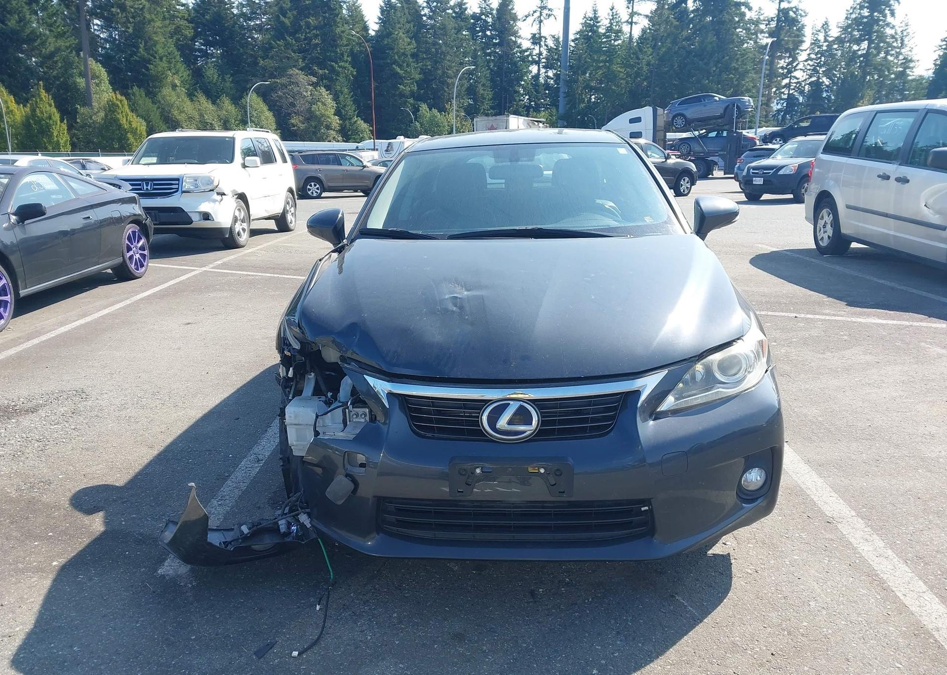 2011 LEXUS CT 200