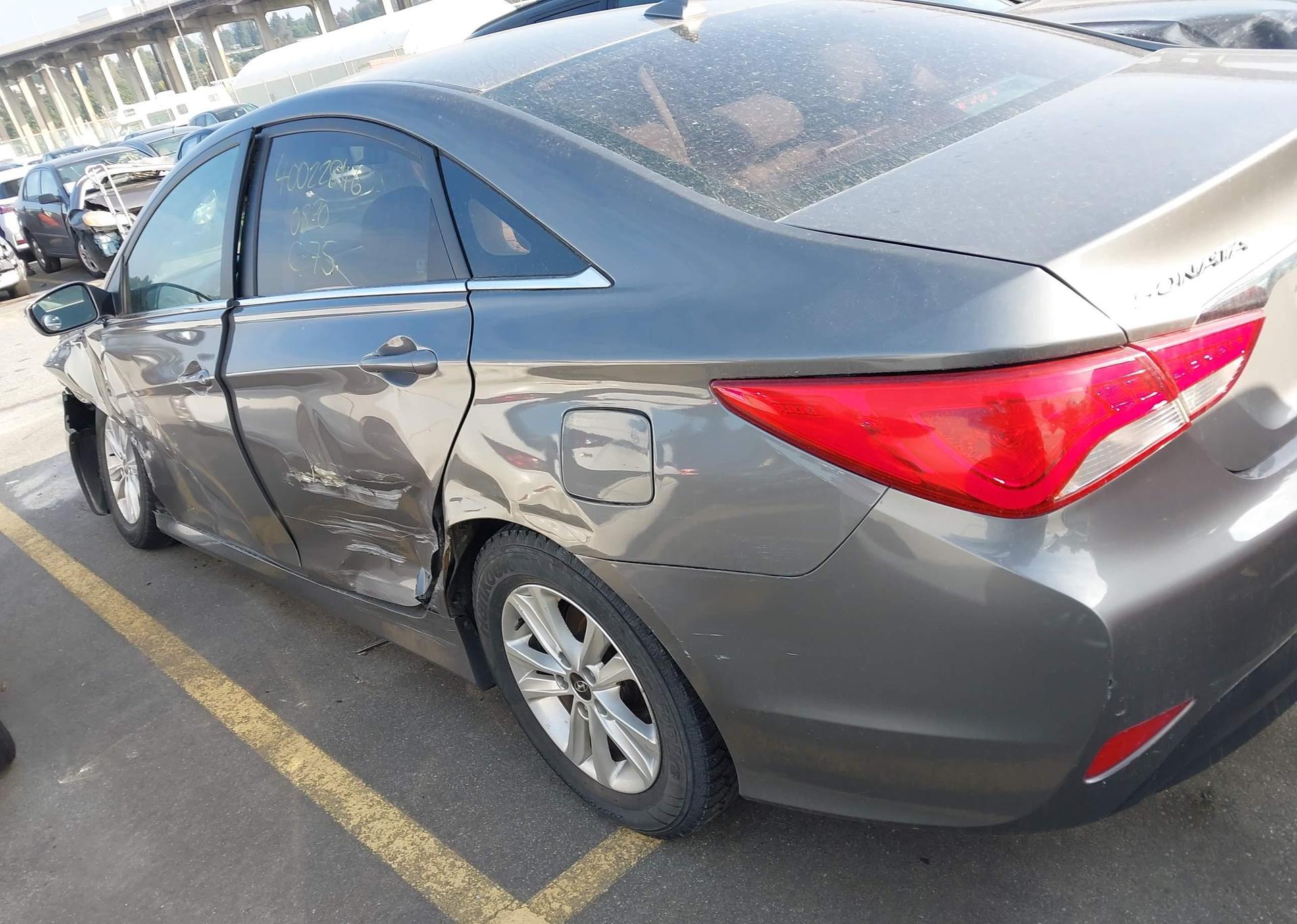 2014 HYUNDAI SONATA GLS