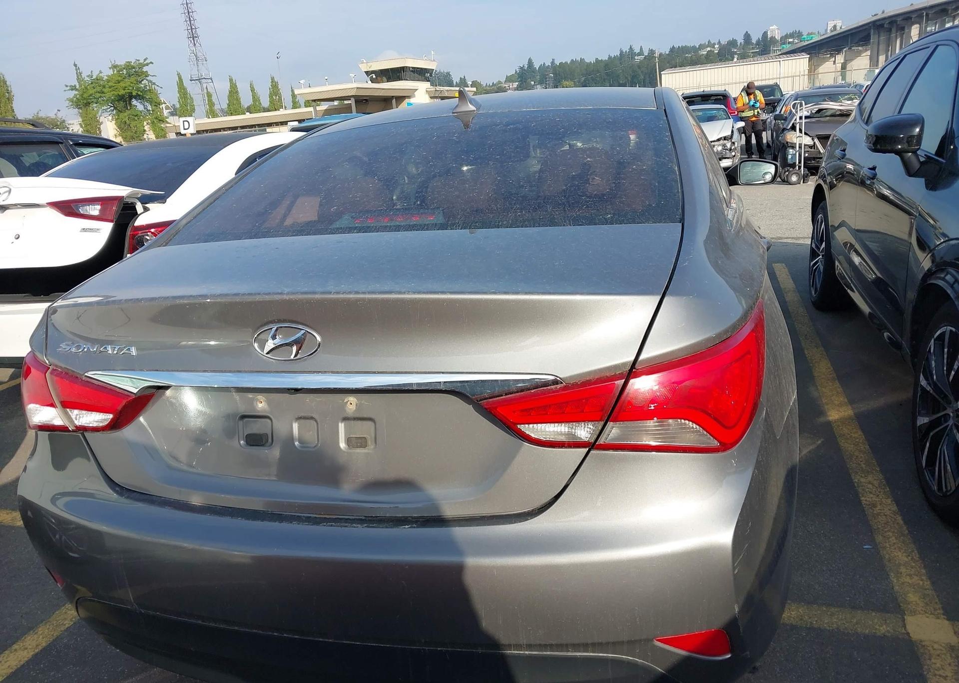 2014 HYUNDAI SONATA GLS