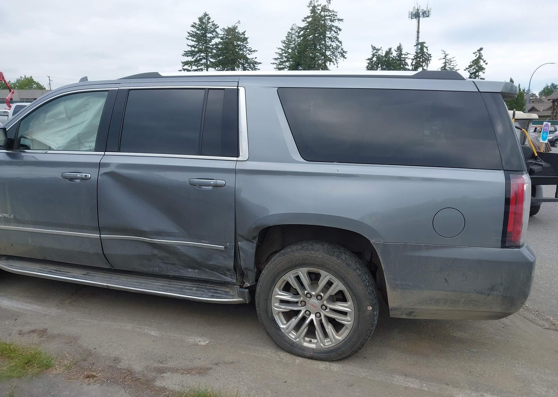 2020 GMC YUKON XL DENALI