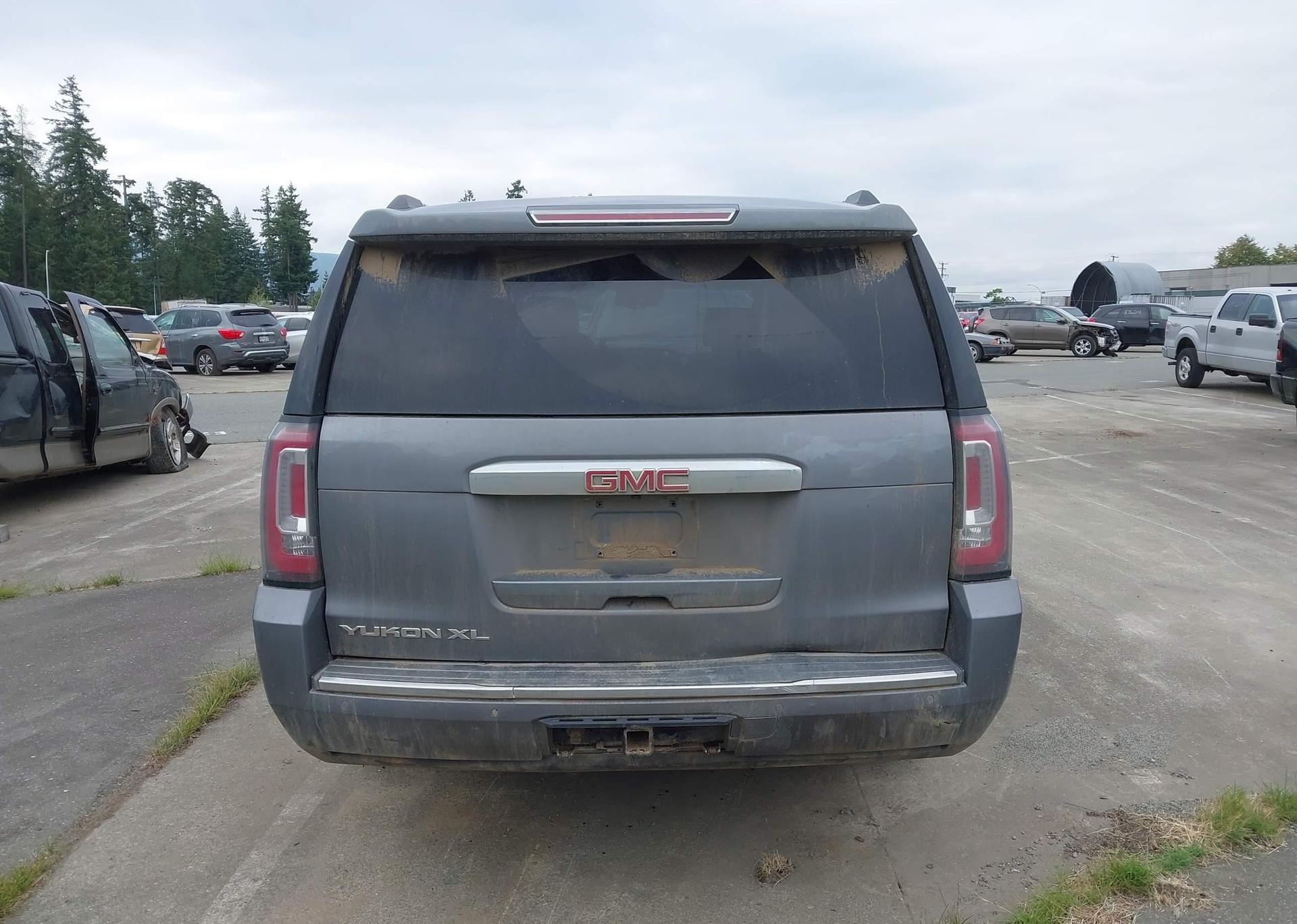 2020 GMC YUKON XL DENALI