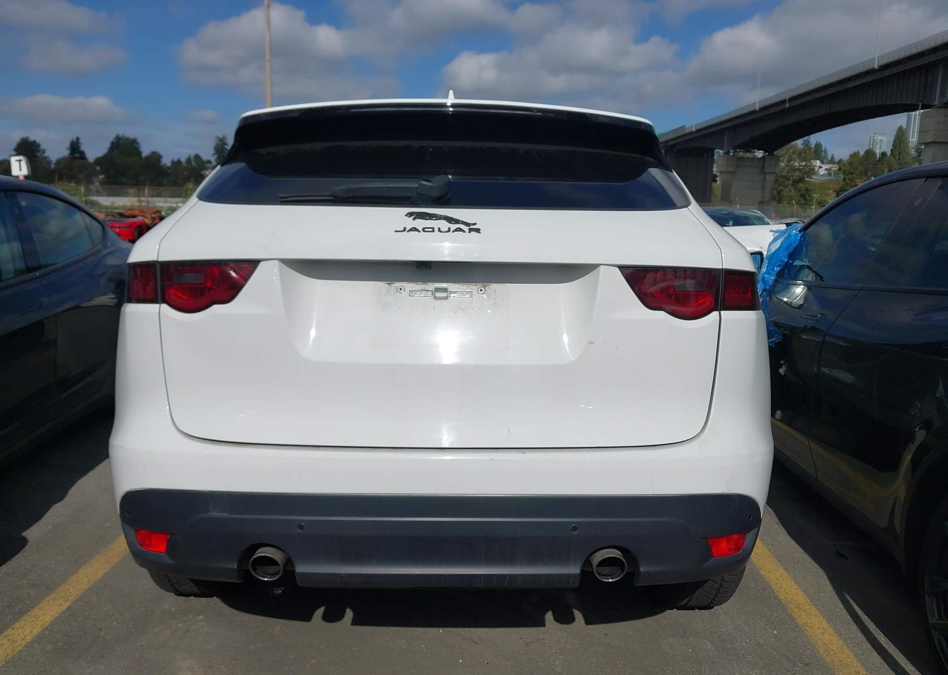 2018 JAGUAR F-PACE PRESTIGE