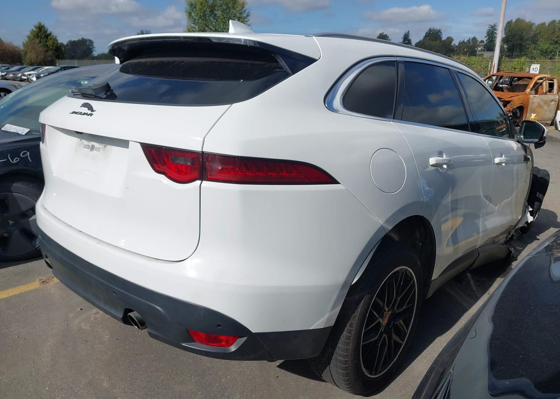 2018 JAGUAR F-PACE PRESTIGE