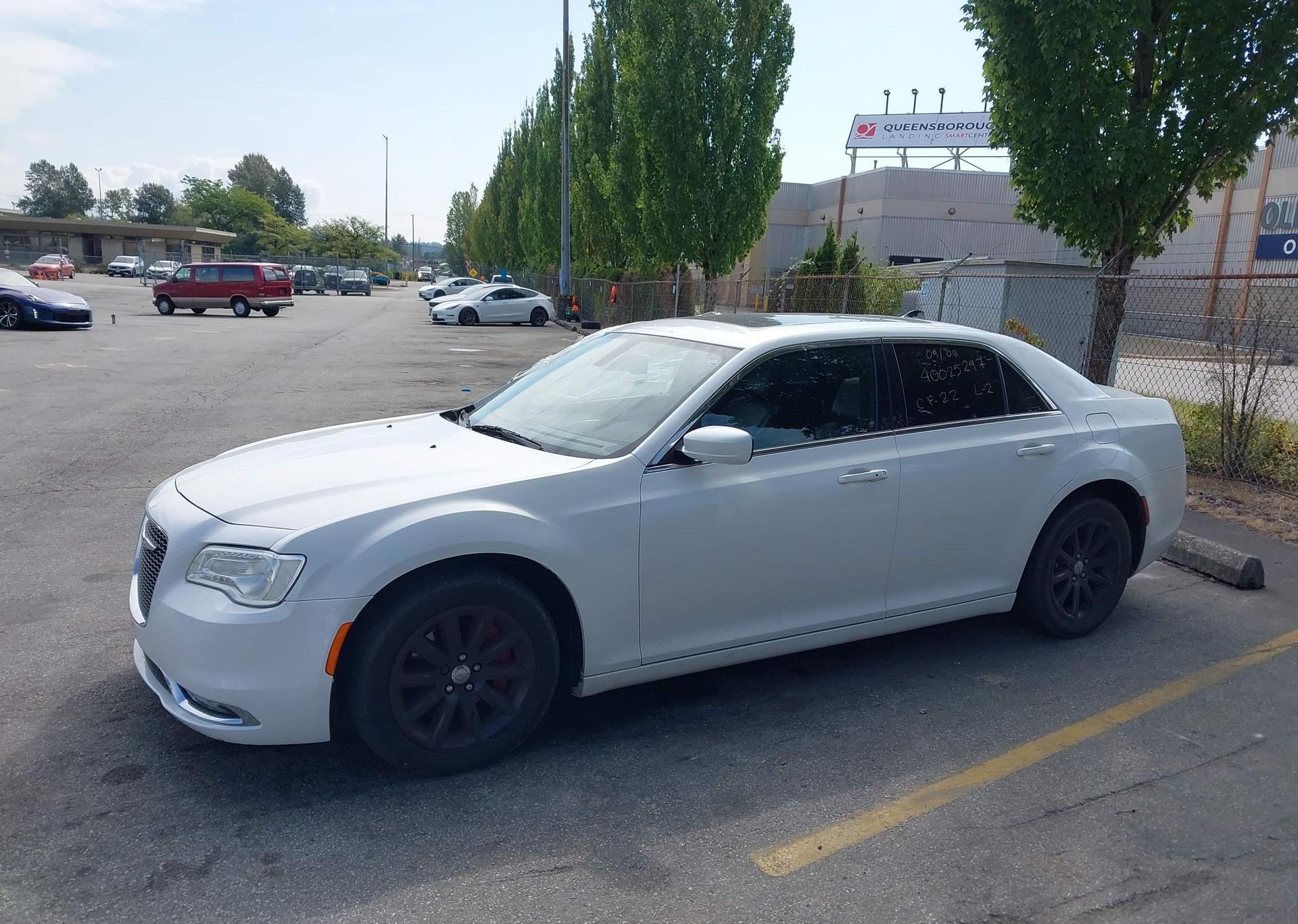 2015 CHRYSLER 300
