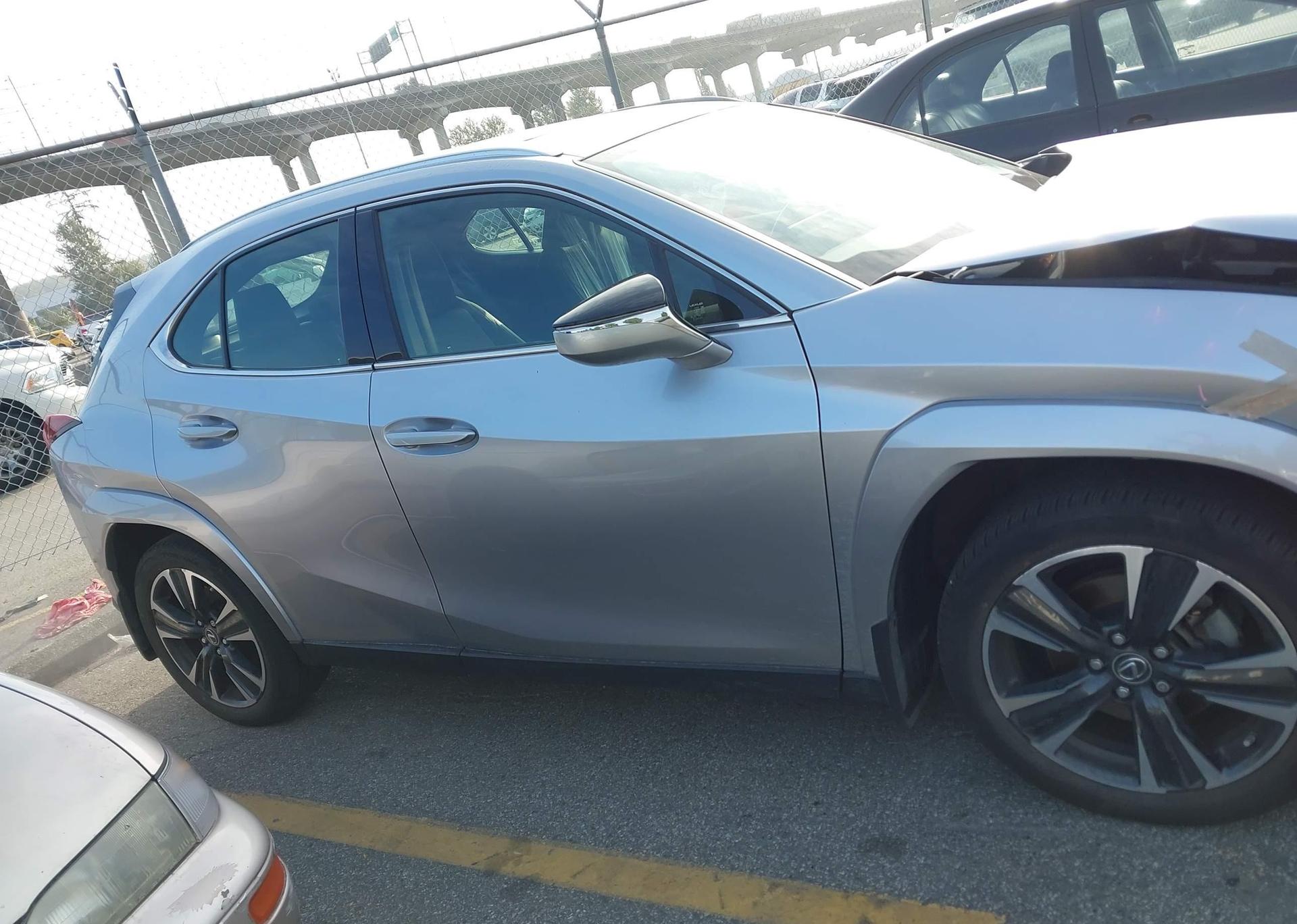2023 LEXUS UX 250H
