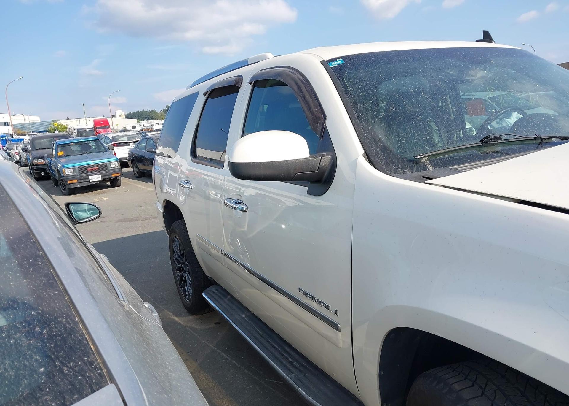 2014 GMC YUKON