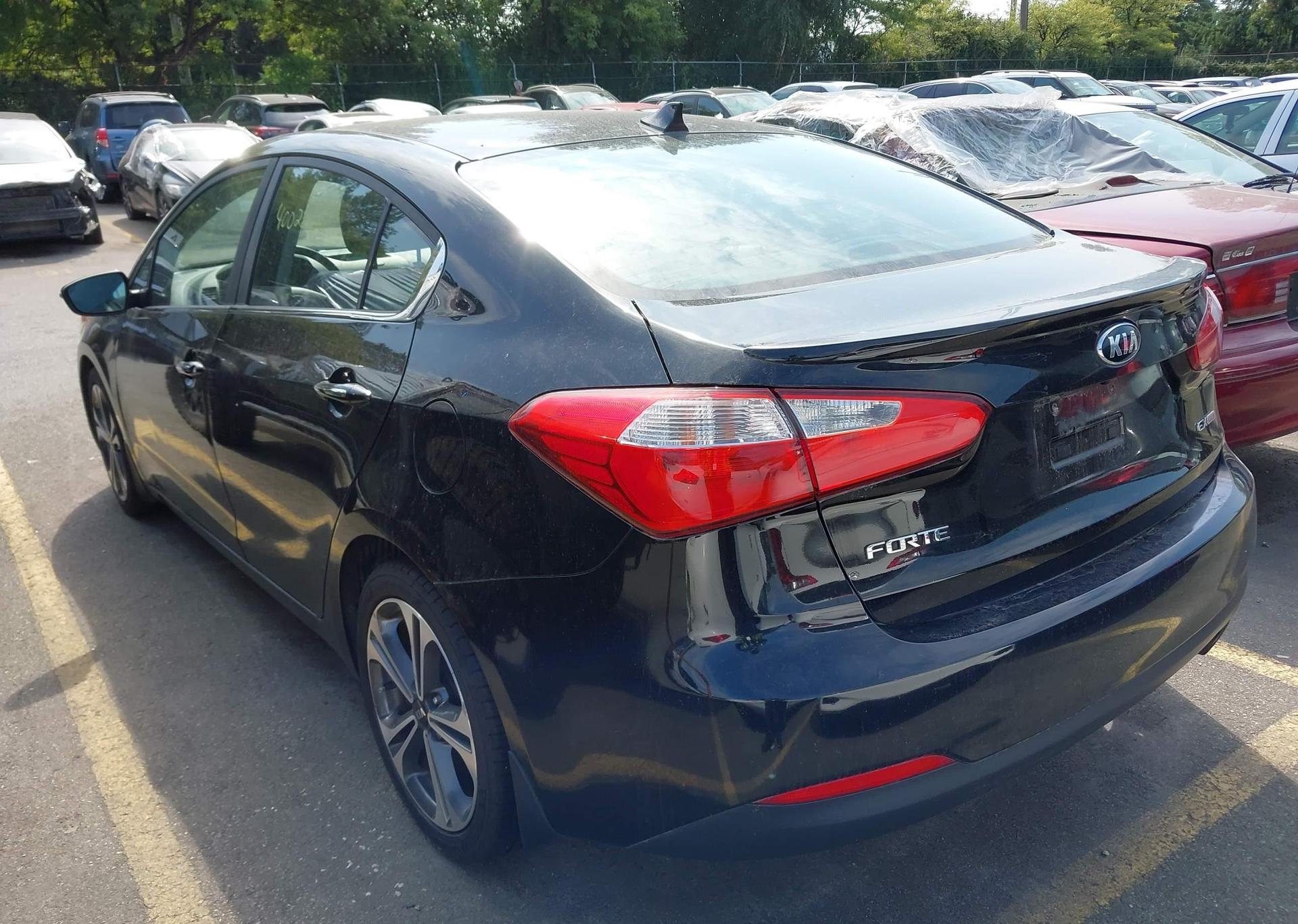 2016 KIA FORTE EX