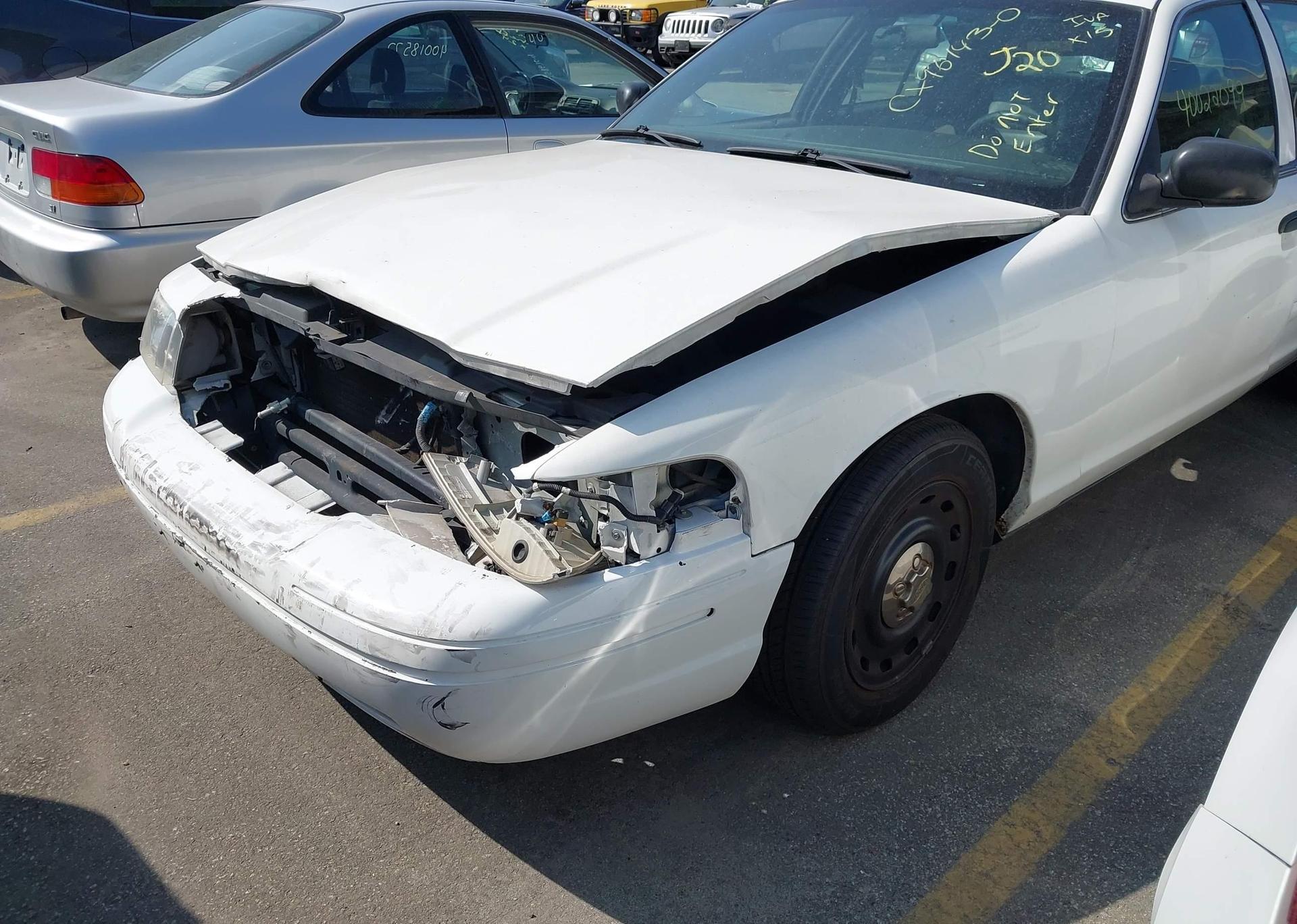 2004 FORD CROWN VICTORIA POLICE INTERCEPTOR