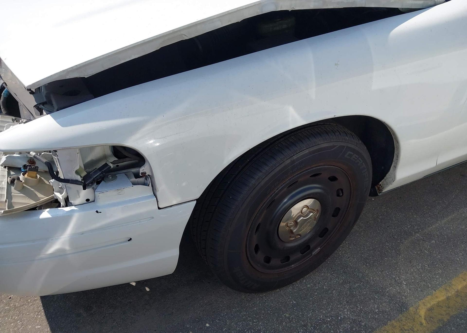 2004 FORD CROWN VICTORIA POLICE INTERCEPTOR