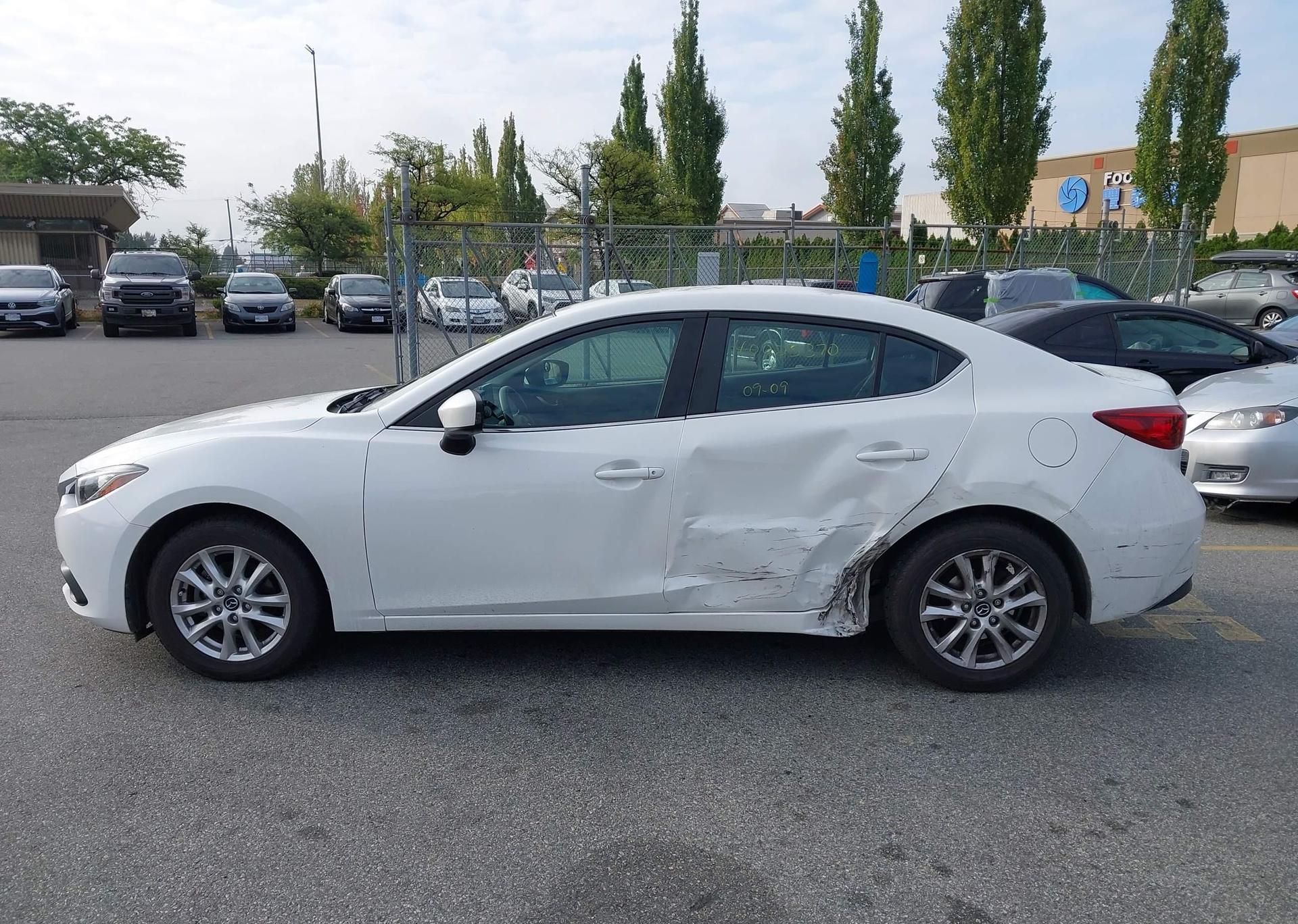 2016 MAZDA 3 TOURING