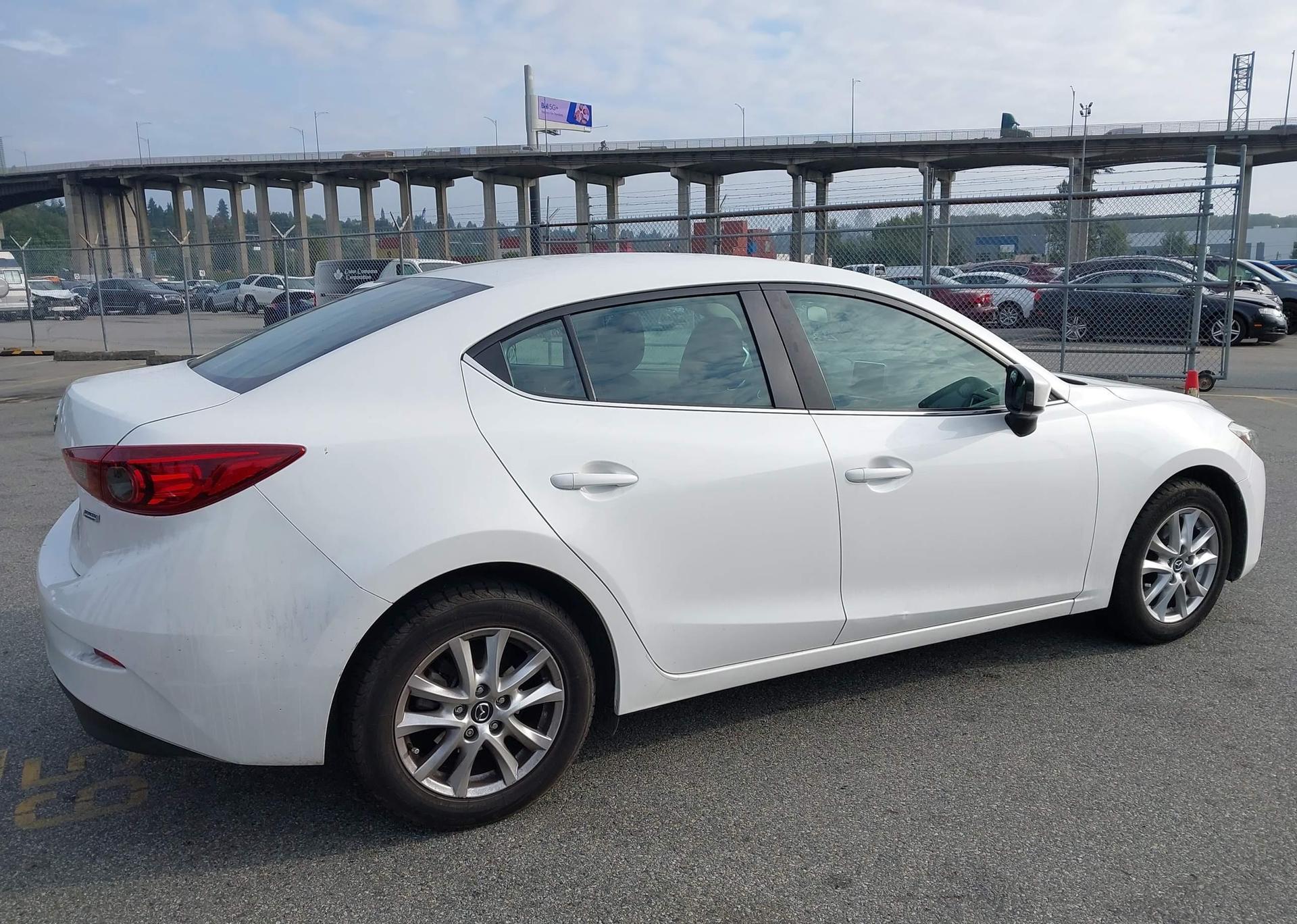 2016 MAZDA 3 TOURING
