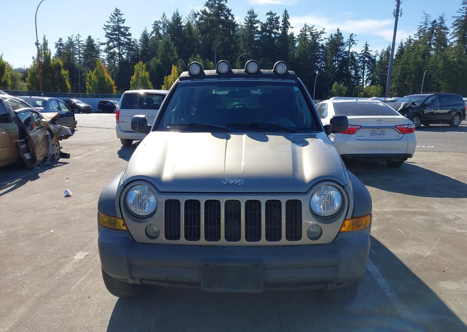 2006 JEEP LIBERTY SPORT