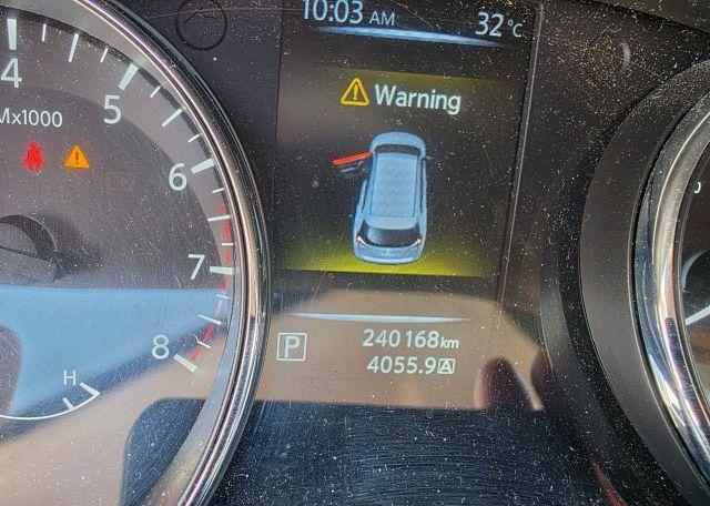 2016 NISSAN ROGUE