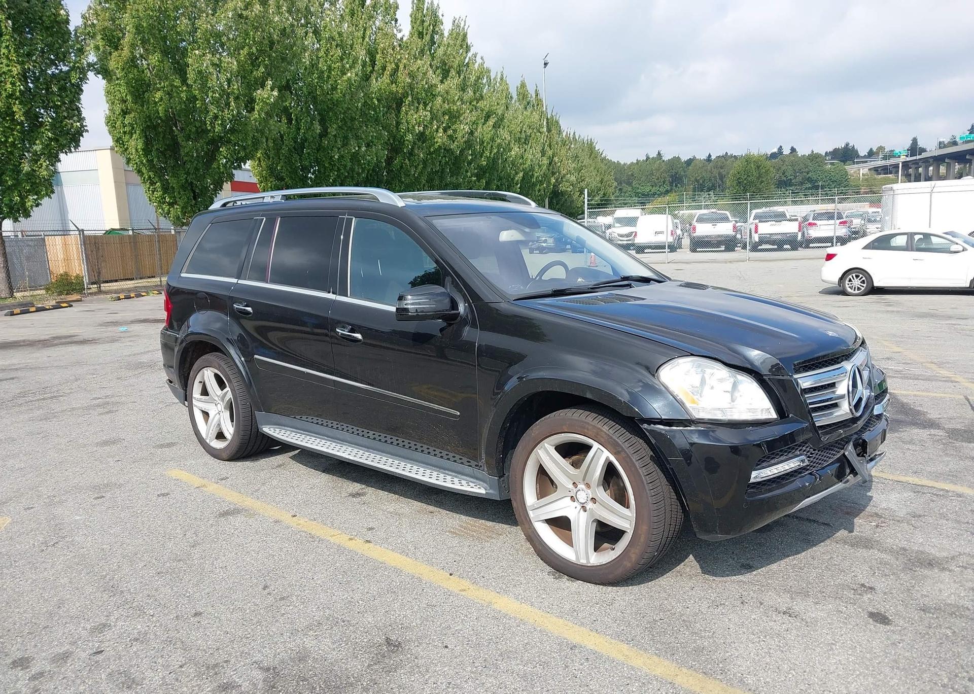 2011 MERCEDES-BENZ GL 550 4MATIC