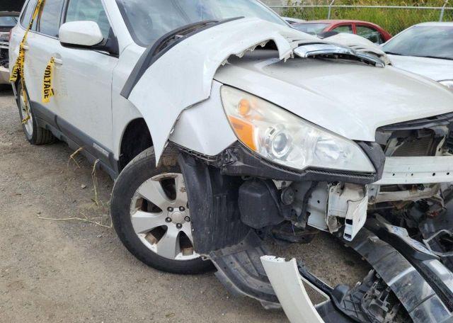 2012 SUBARU OUTBACK 2.5I PREMIUM