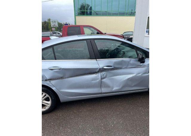 2017 CHEVROLET CRUZE