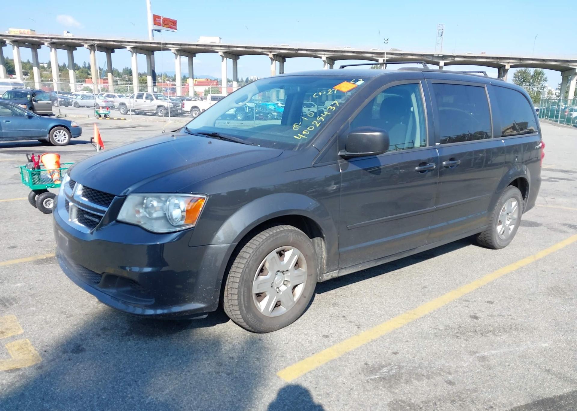 2012 DODGE GRAND CARAVAN SE