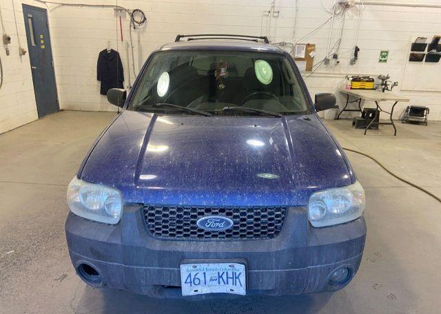 2005 FORD ESCAPE XLT