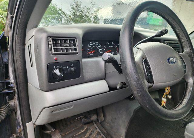 2004 FORD F350