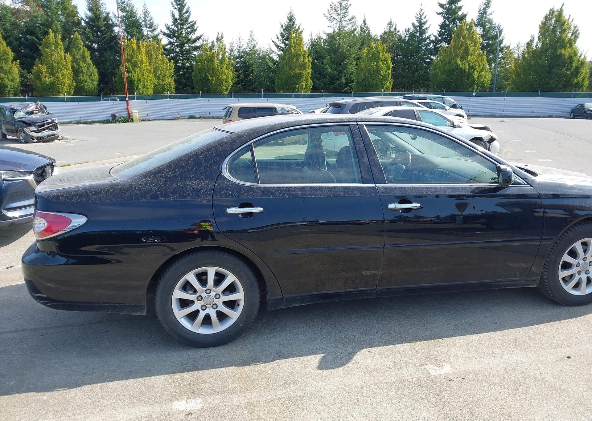 2002 LEXUS ES 300