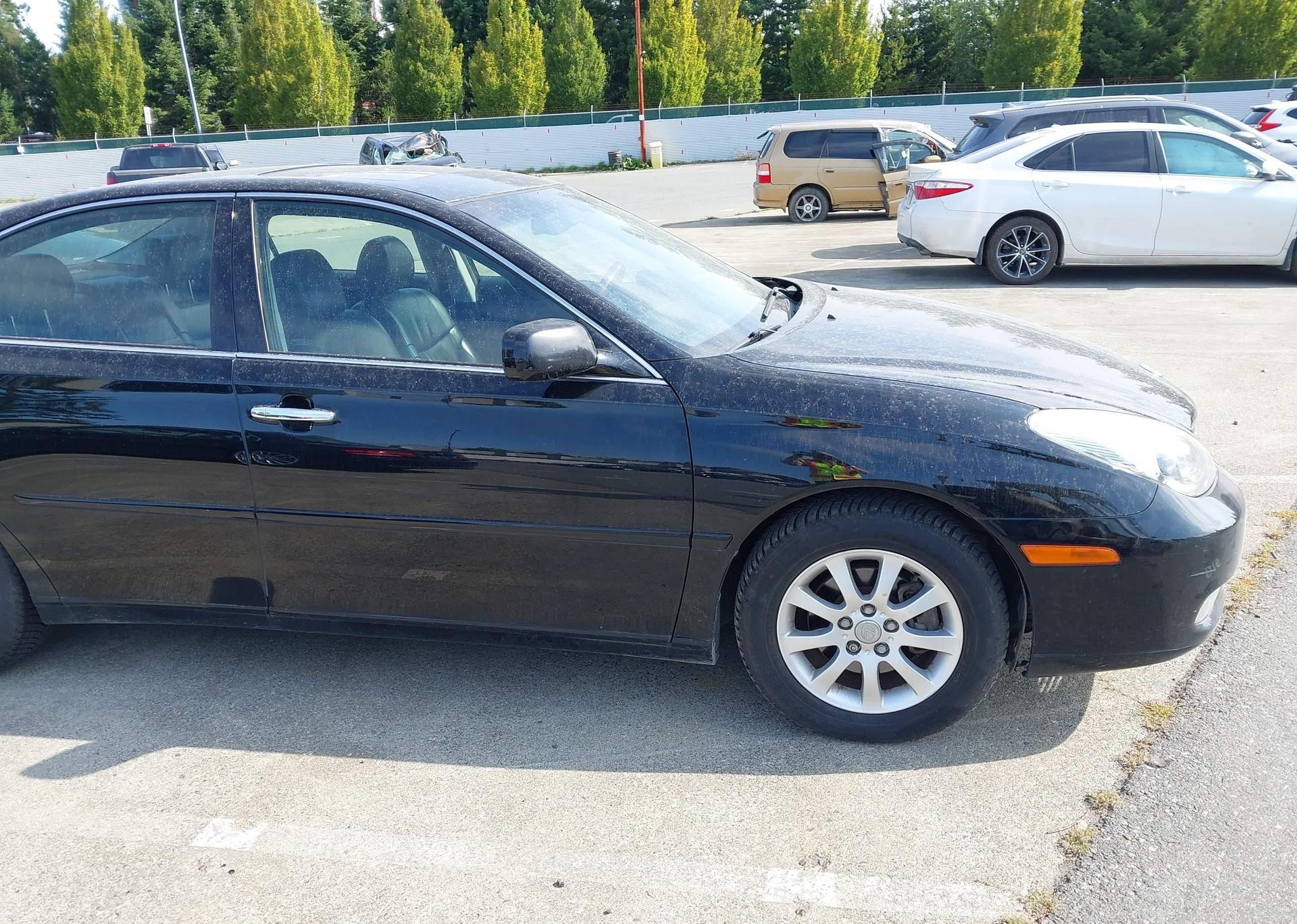 2002 LEXUS ES 300